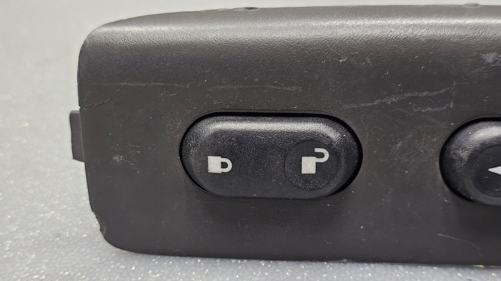 🔥01-07 FORD ESCAPE RIGHT PASSENGER FRONT POWER DOOR WINDOW SWITCH BLACK OEM
