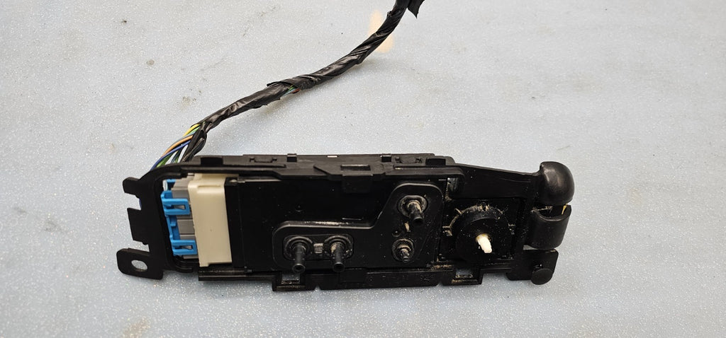 🔥00-05 SEVILLE DEVILLE FRONT LEFT DRIVER SIDE SEAT ADJUSTER SWITCH ASSEMBLY