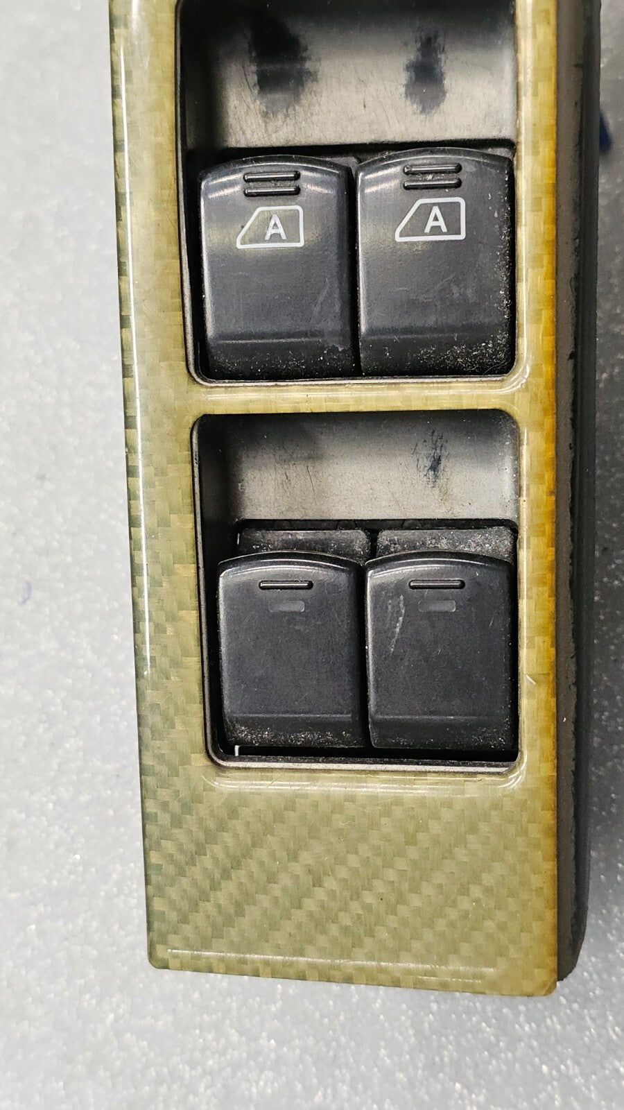 05-12 Nissan Pathfinder Left Driver Master Power Door Window Switch Lock Yellow