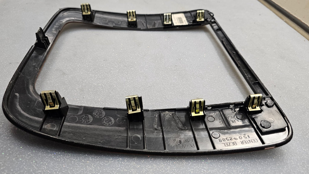 🔥07-13 SUBURBAN TAHOE YUKON CENTER DASH RADIO BEZEL TRIM WOODGRAIN