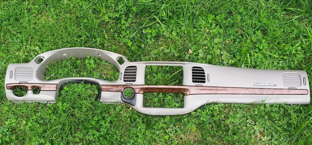 00-05 Chevy IMPALA Dash instrument Cluster Bezel Radio Speedo Gauge Trim GRAY C7