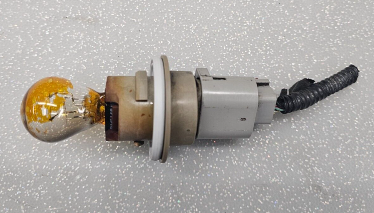 🔥10-12 Nissan Altima Turn Signal Light Corner Flasher Blinker Bulb Socket OEM