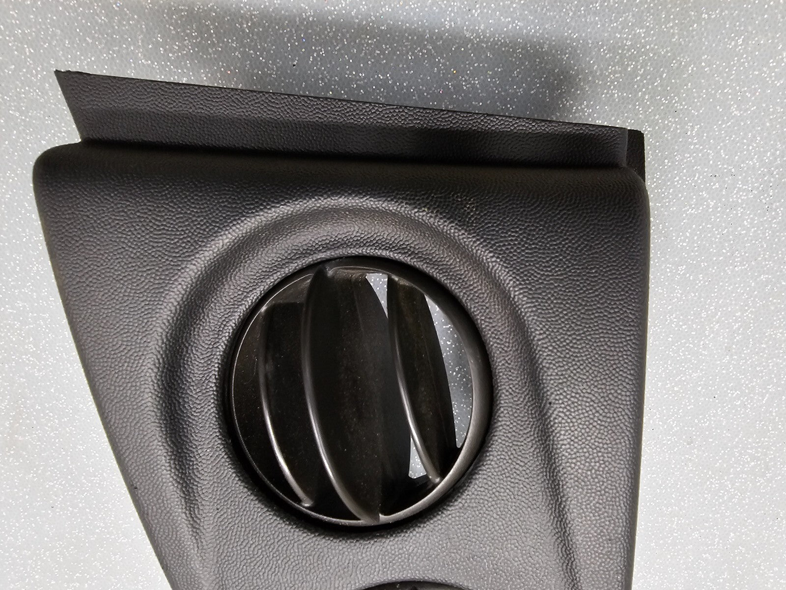 🔥2004-2008 PONTIAC GRAND PRIX DASH DRIVER AIR VENT BLACK