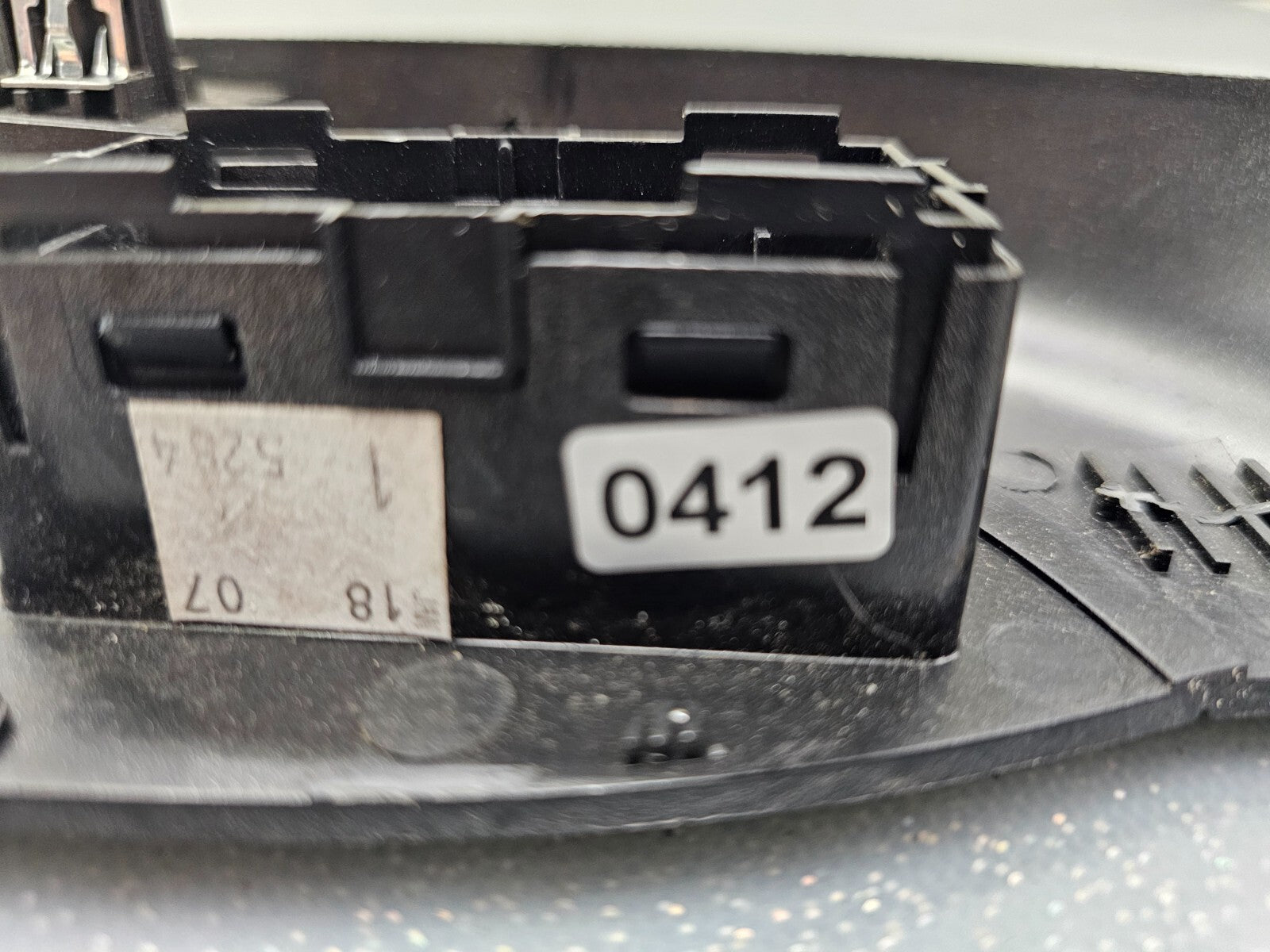 🔥07-14 SILVERADO SIKERRA REAR LEFT DRIVER POWER WINDOW SWITCH SILVER/GRAY WS47