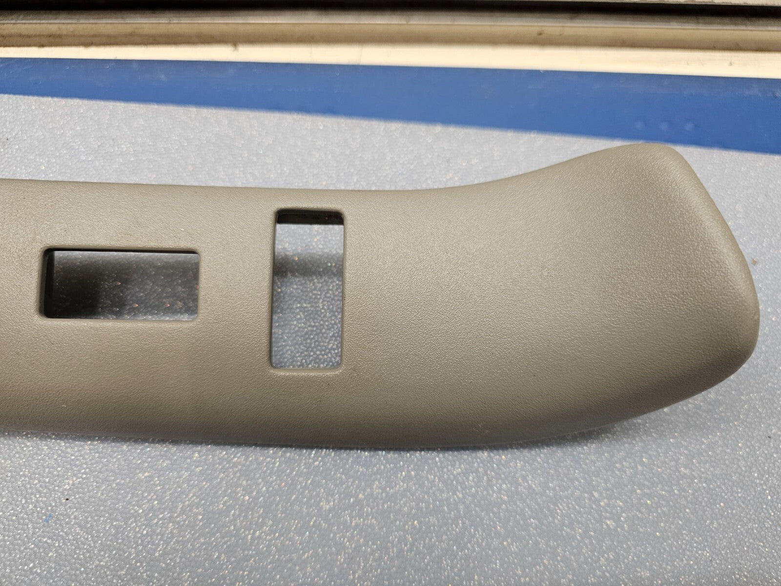 🔥95-99 TAHOE SUBURBAN YUKON Right Passenger Master Power Window Switch Tan OEM