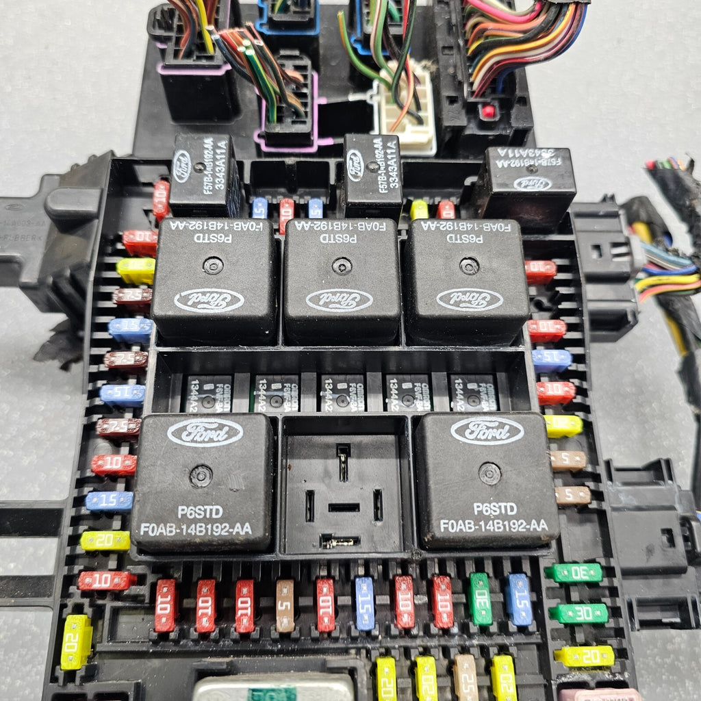 🔥2003-2006 FORD EXPEDITION LINCOLN NAVIGATOR FUSE BOX RELAY PANEL