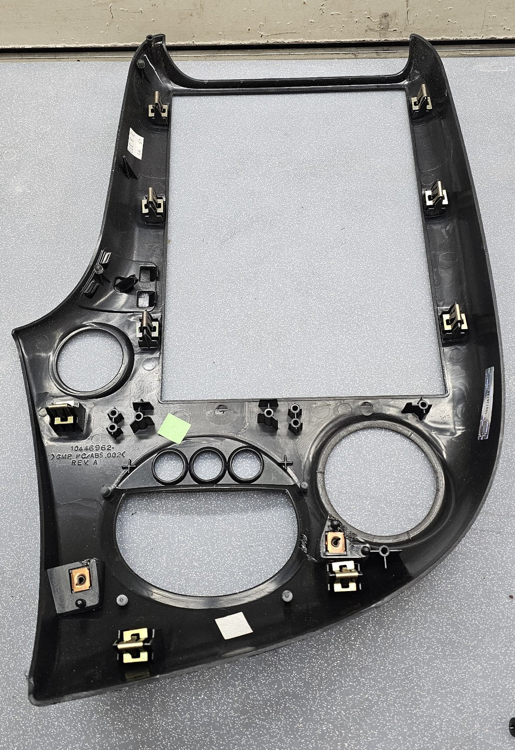 🔥04-08 Pontiac GRAND PRIX Center Dash RADIO BEZEL Trim PASS Switch 3 BUTTONS B9