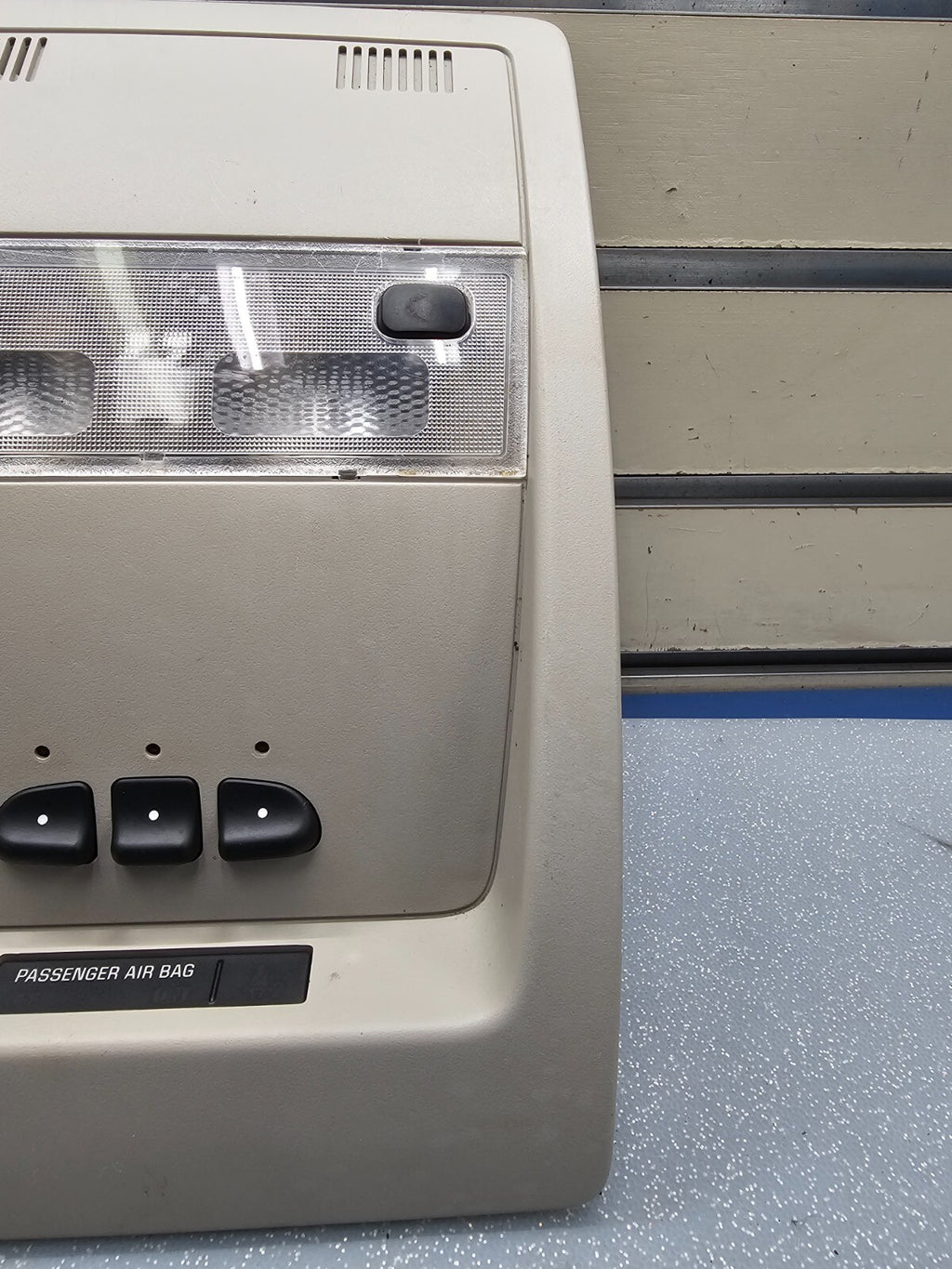 🔥07-13 Silverado Sierra Overhead Console Map Dome Light Roof Storage LT Gray