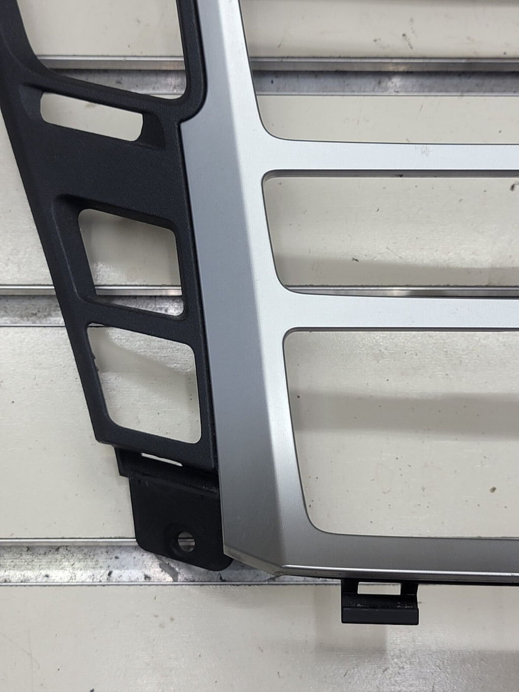 🔥2008-2013 Cadillac CTS Radio Control Panel trim bezel gray B44