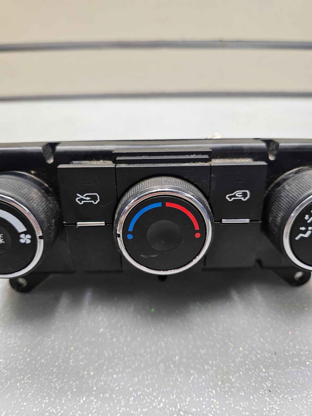 🔥07-09 CHEVY EQUINOX DASH CENTER AC HEATER CLIMATE TEMPERATURE CONTROL UNIT OEM