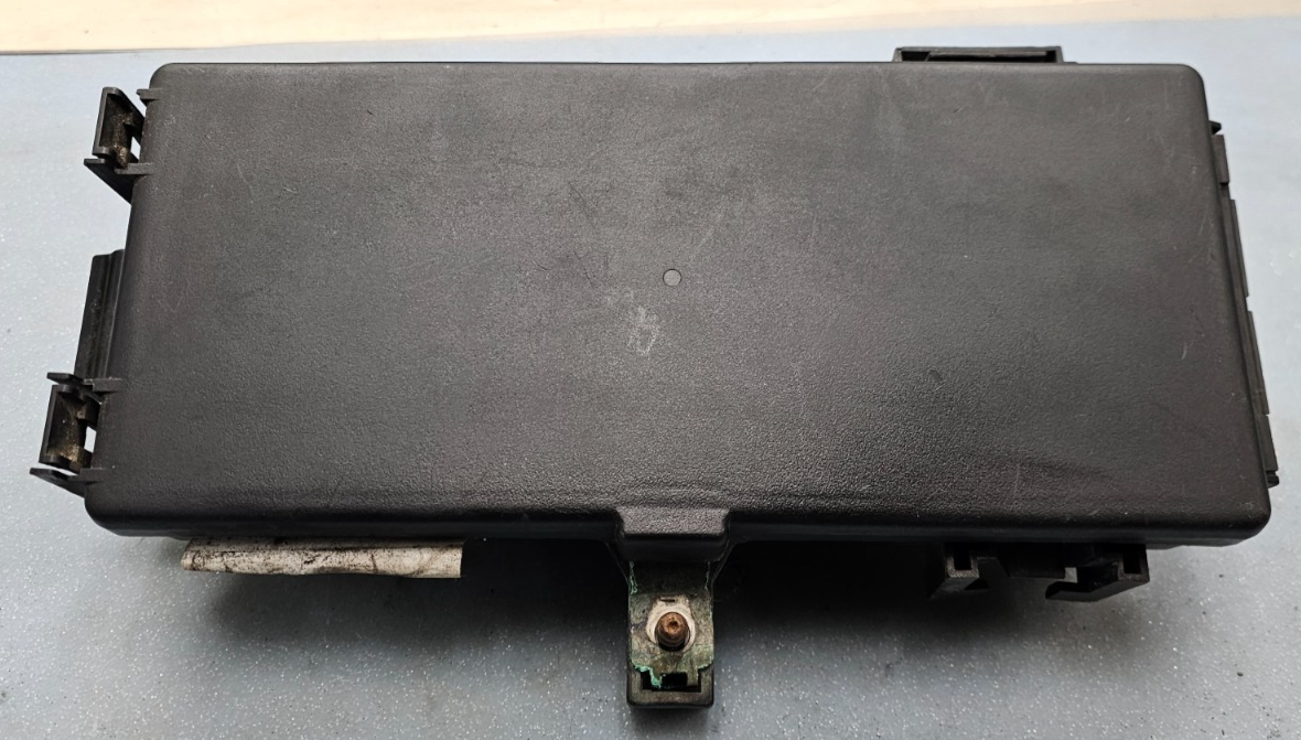 🔥2006 DODGE RAM FUSE BOX RELAY TIPM TOTALLY INTEGRATED POWER MODULE ASSEMBLY