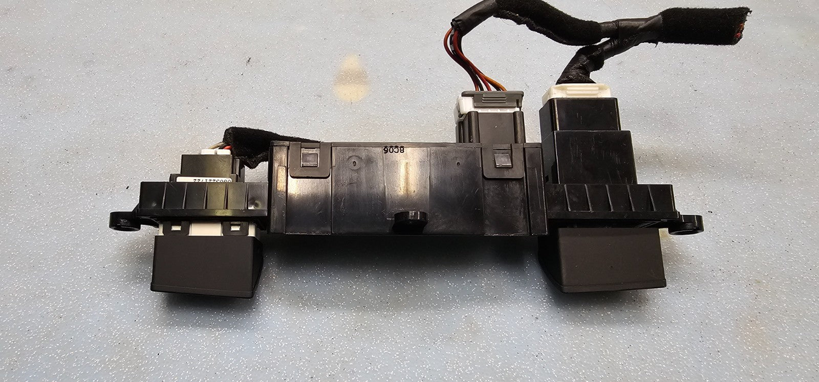 🔥06-10 Kia Sportage Hazard Switch Control Dash Digital Clock Display Time Black