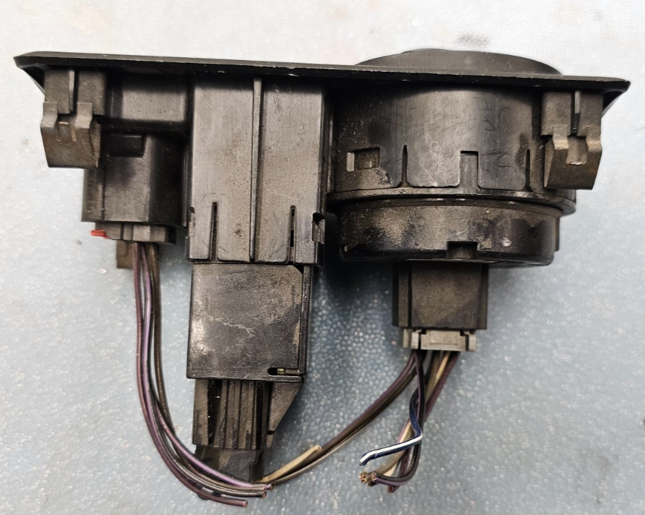 🔥06-09 Fusion Milan Dash Headlight Interior Panel Dimmer Trunk Switch Assembly