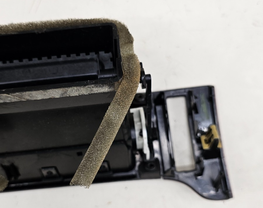 🔥07-13 Suburban TAHOE YUKON Dash Radio Bezel Trim RIGHT Panel w/ Vent WOOD B36