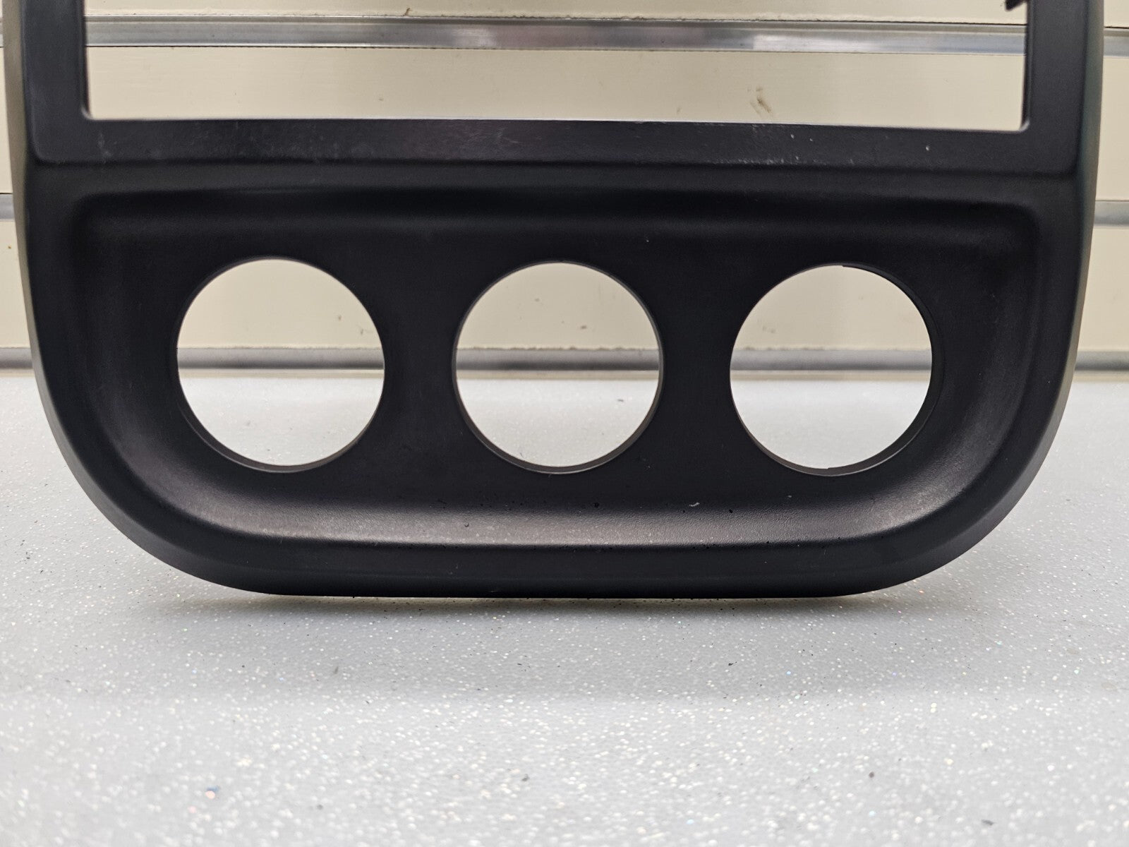 10-16 Compass Patriot Center Dash Radio Climate Trim Surround Bezel Panel BLACK