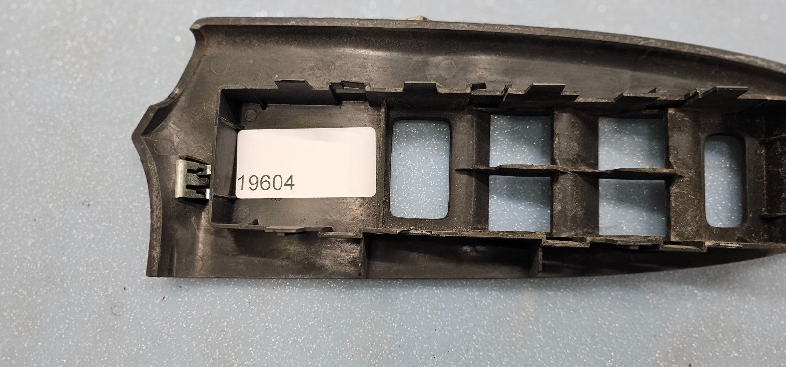 🔥06-09 TRAILBLAZER Front LEFT Master Driver Window Door Switch Assembly Black