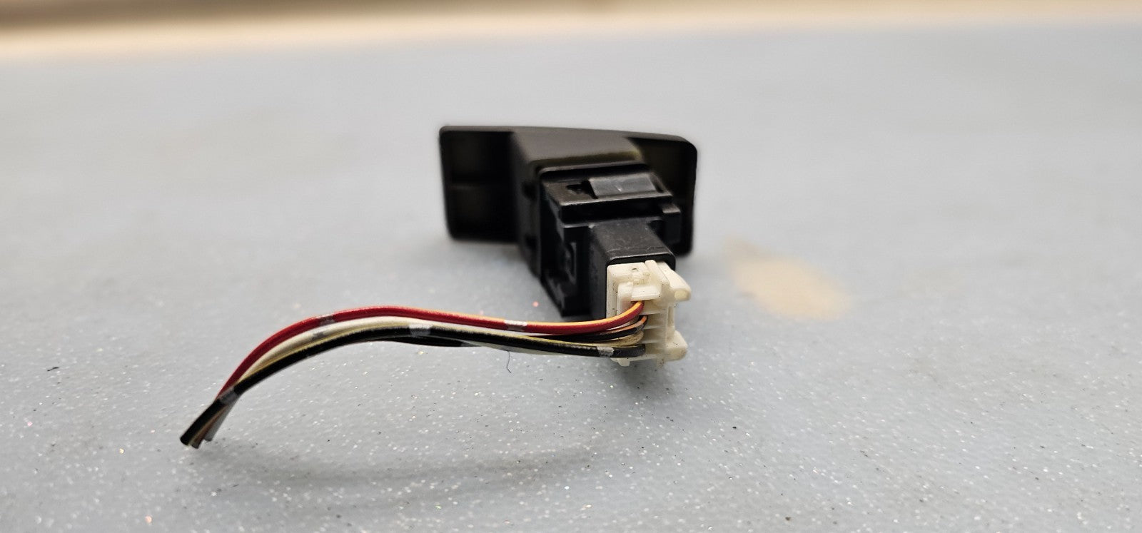 🔥07-10 Suzuki Swift Hazard Emeregency Light Switch Assembly Black