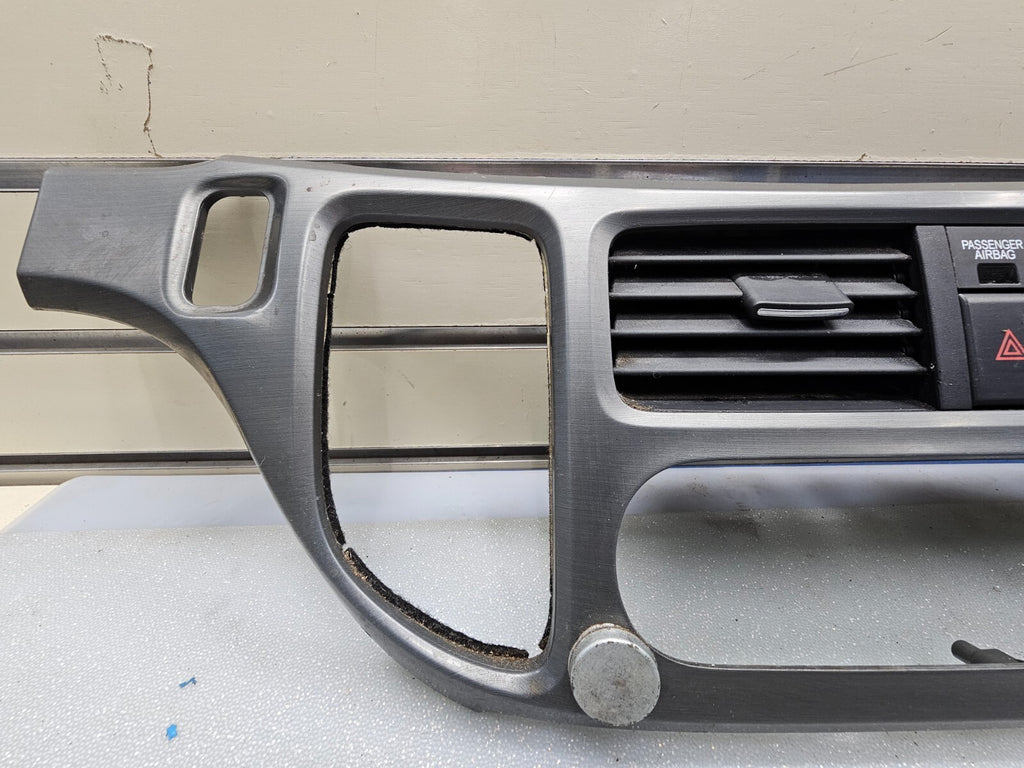 05-10 Honda Odyssey Center Dash Radio Climate Control Bezel Trim Panel Dark Gray