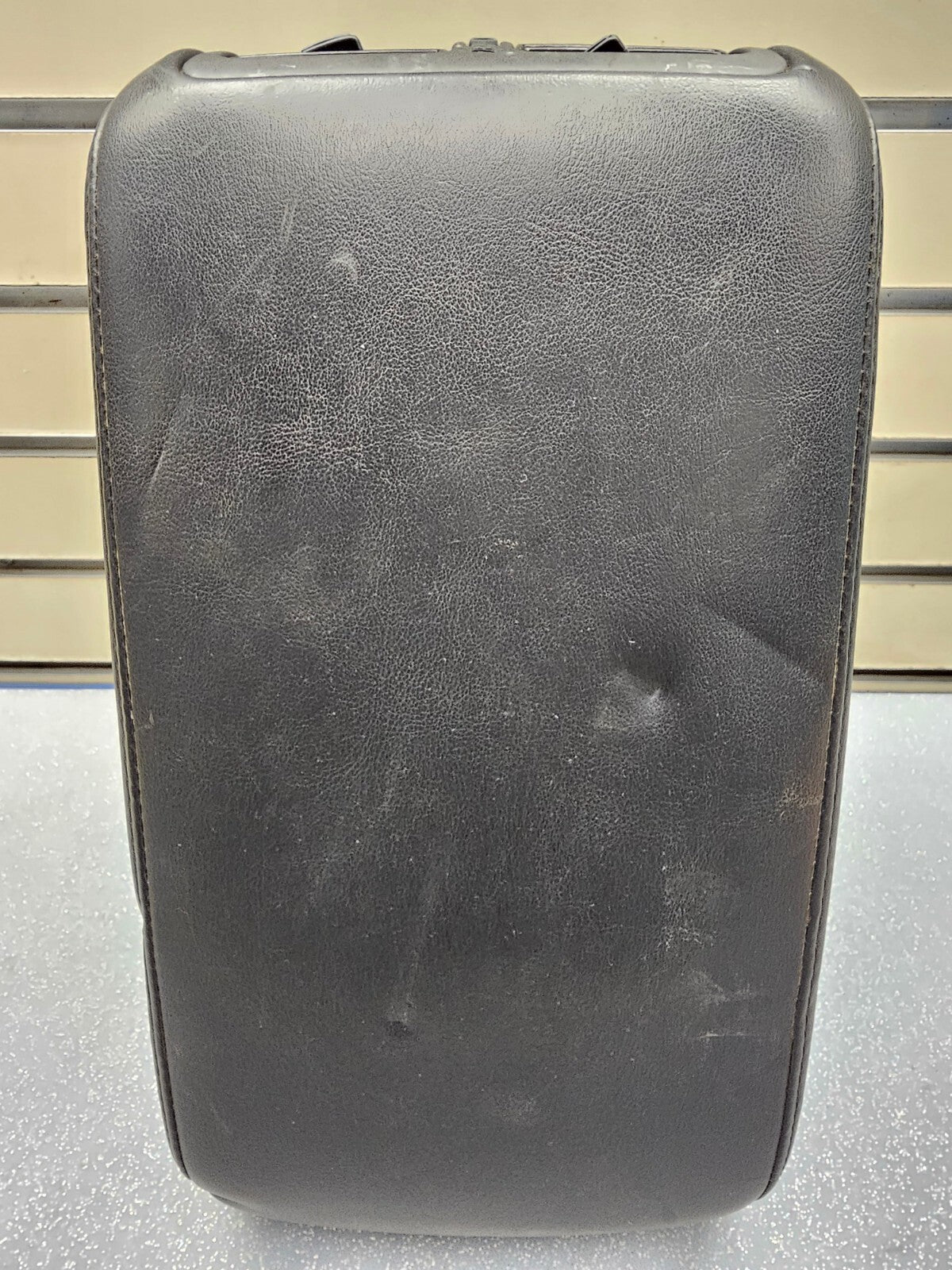 🔥03-08 Infiniti G35 Sedan Center Console Leather Lid Armrest Assembly OEM Black