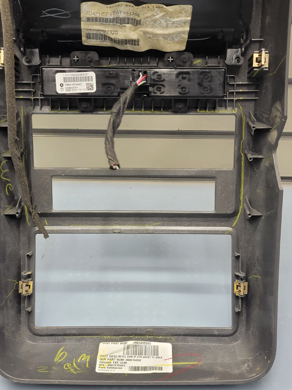 🔥2009-2010 DODGE JOURNEY DASH RADIO TRIM BEZEL OEM silver