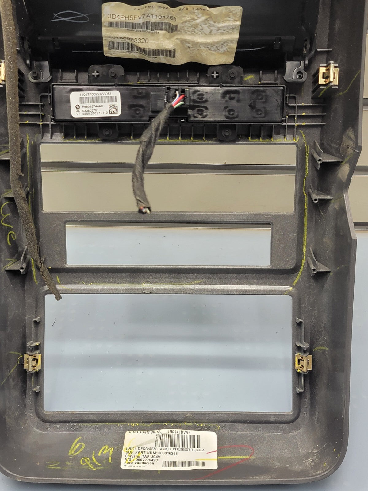 🔥2009-2010 DODGE JOURNEY DASH RADIO TRIM BEZEL OEM silver