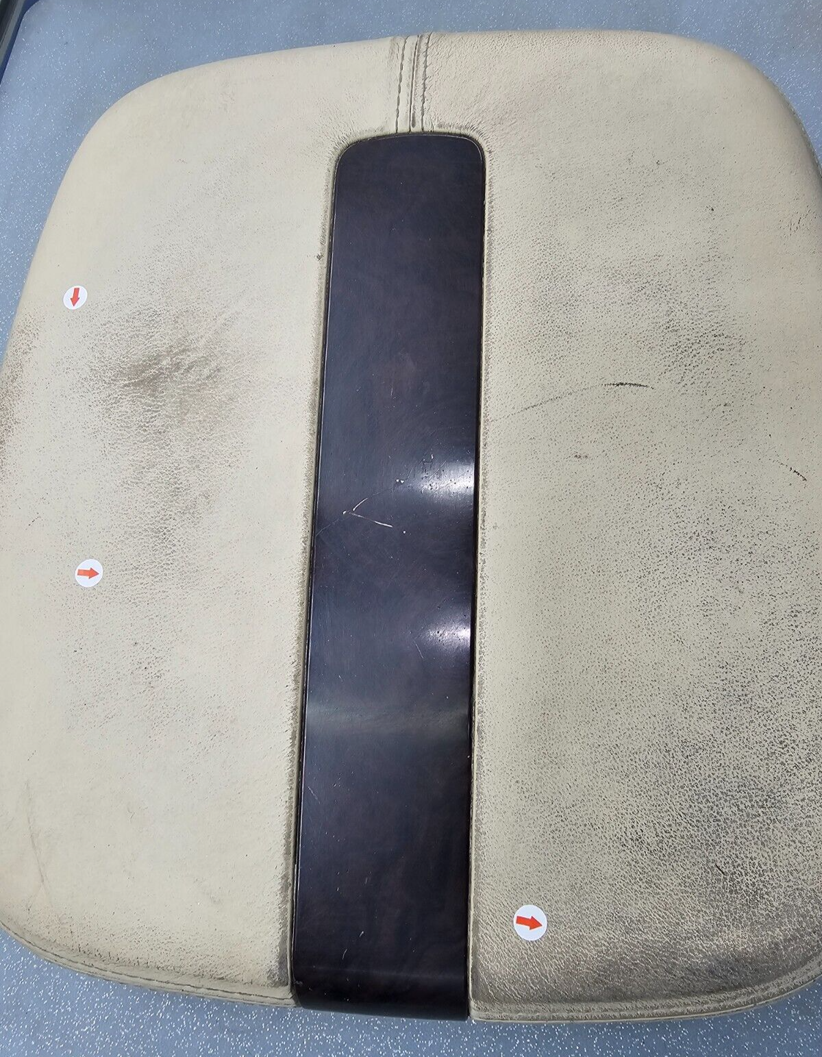 🔥07-08 CADILLAC ESCALADE ESV CENTER FLOOR CONSOLE ARM REST PANEL LIGHT TAN OEM