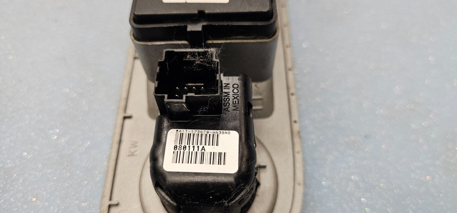 🔥07-10 Lincoln MKX Front Left Driver Door Power Window Master Switch Silver
