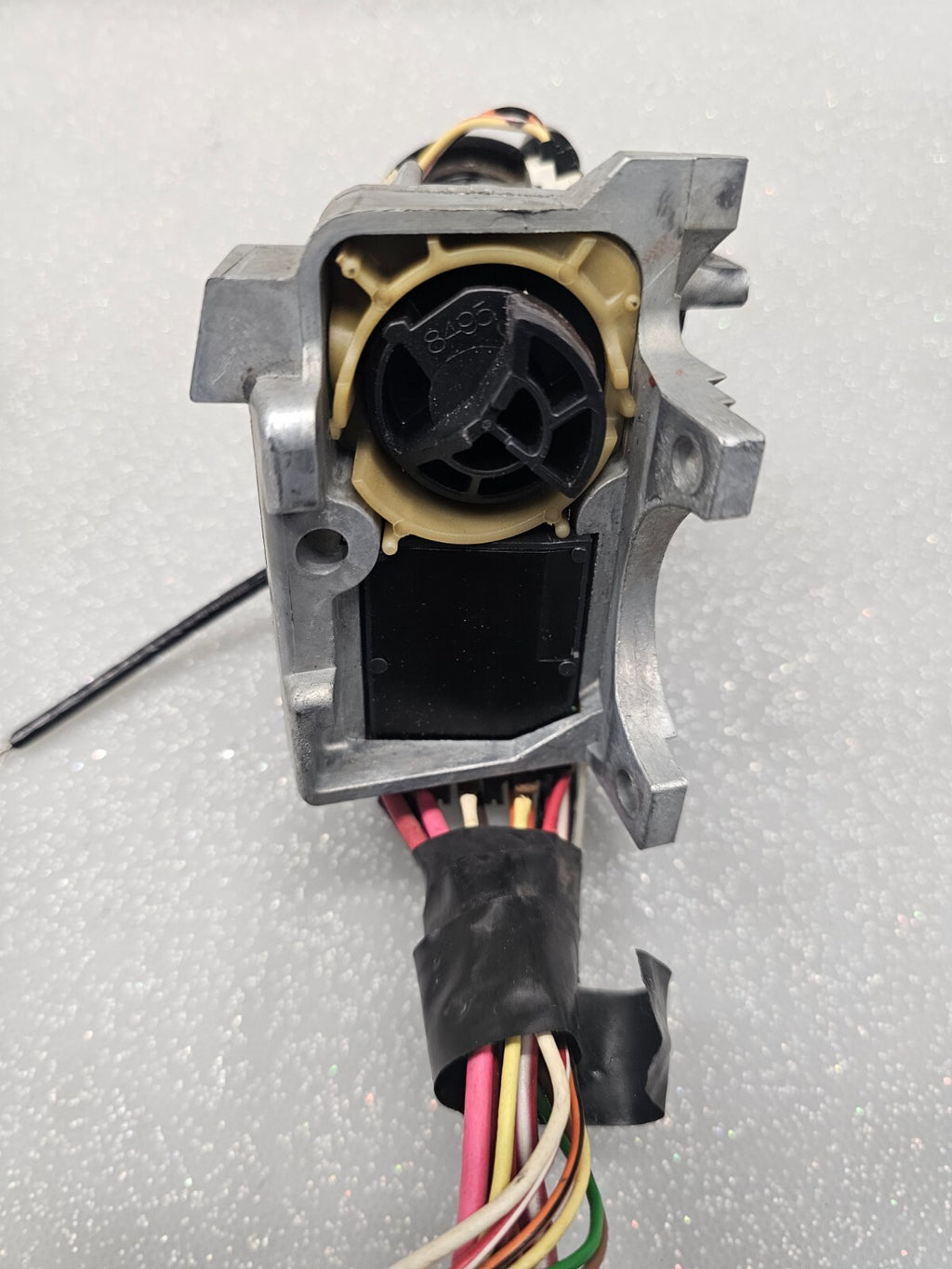 99-02 SILVERADO IGNITION SWITCH LOCK CYLINDER HOUSING ASSEMBLY STEERING COLUMN