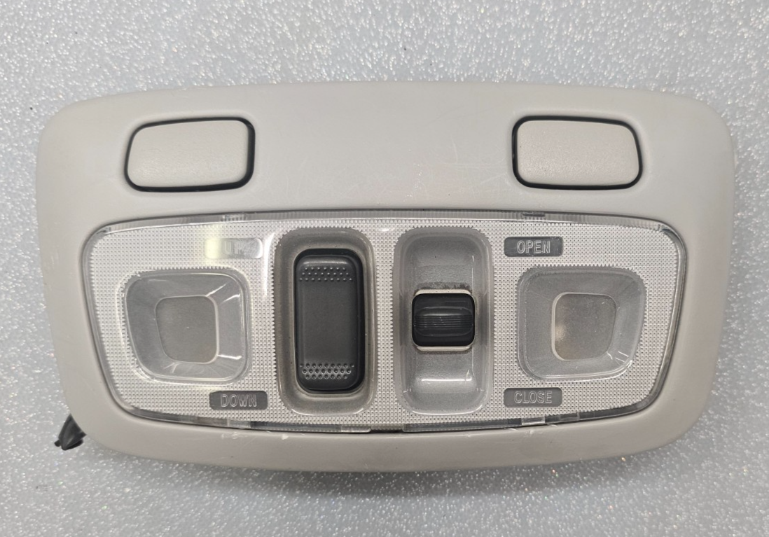 00-04 Legacy/Outback Overhead Front Center Dome Light Lamp Sunroof Assembly Gray