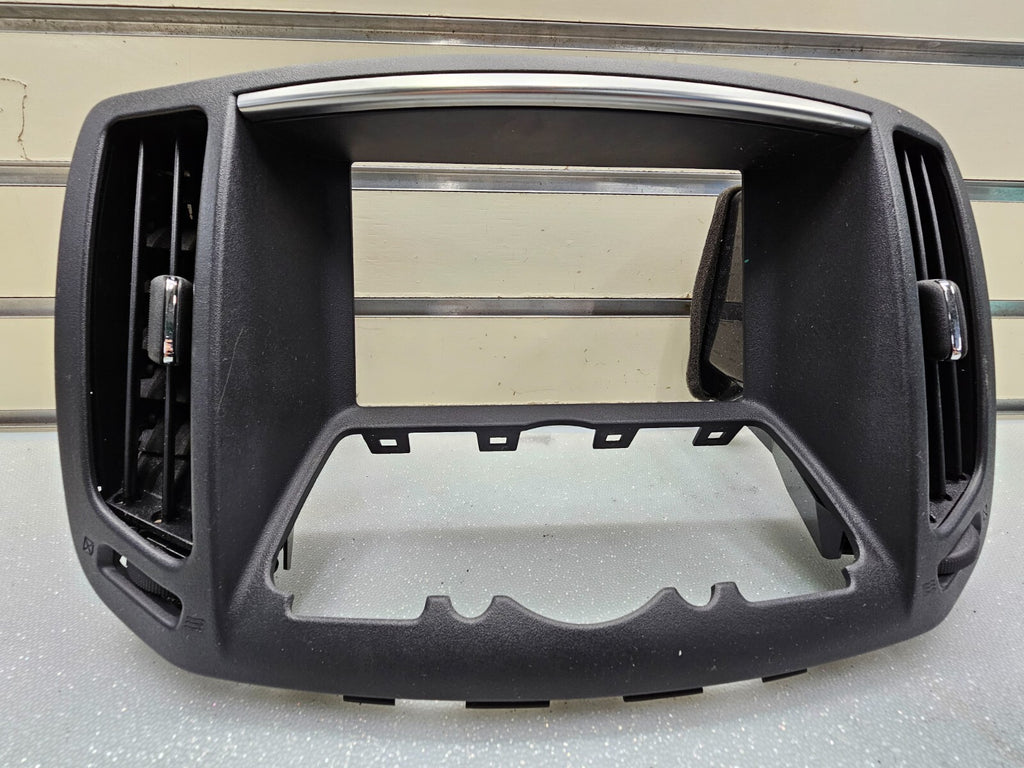 08-13 Infiniti G37 Center Dash Air Vent Navigation Radio Switch Bezel Trim Black