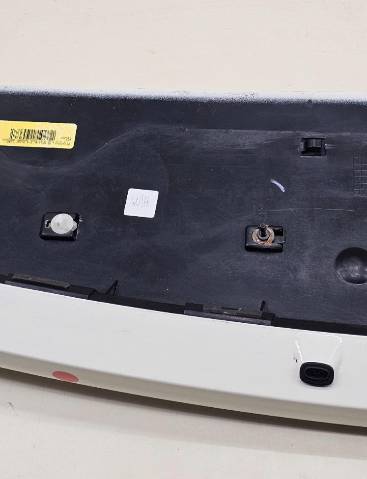 🔥11-20 Dodge Grand Caravan Rear Upper Hatch Spoiler Wing Mount Break white OEM