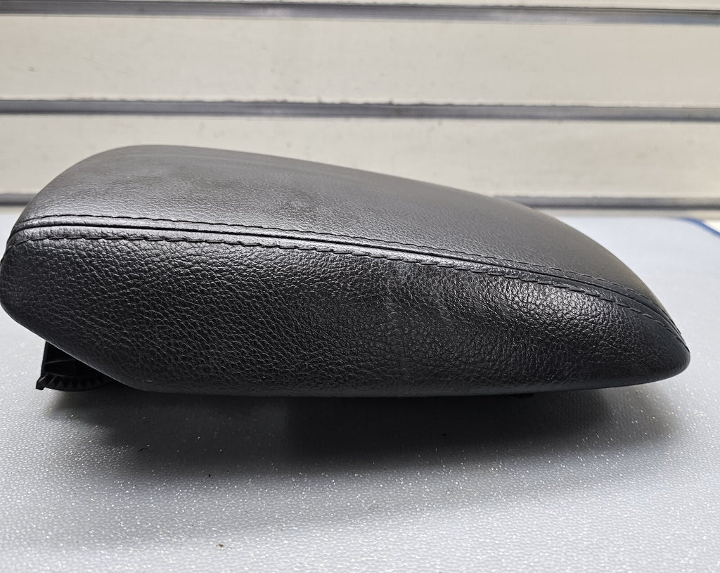 🔥2015-2018 Ford Focus Armrest Center Console Leather Arm Rest Black OEM