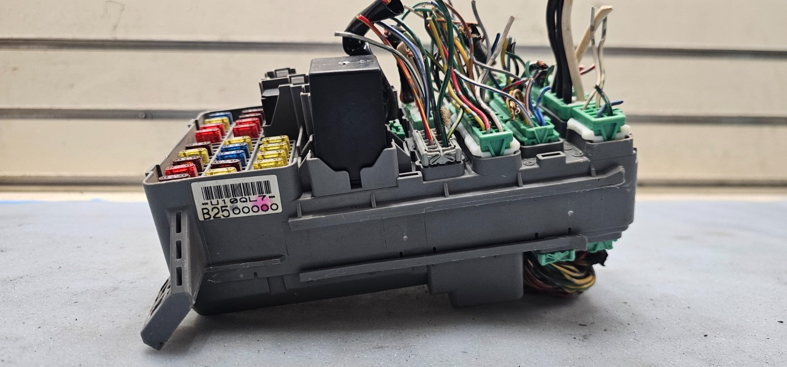 🔥01-05 HONDA CIVIC Relay Fuse Box Body Control Module Junction Unit Integrated