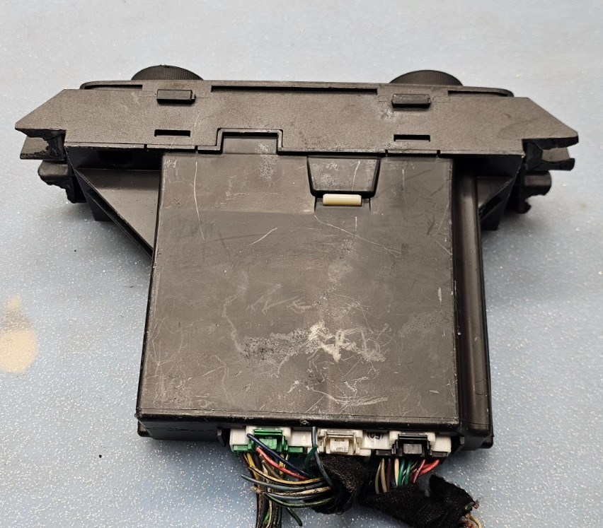🔥07-11 CADILLAC DTS DASH AC A/C HVAC HEATER CLIMATE TEMPERATURE CONTROL 