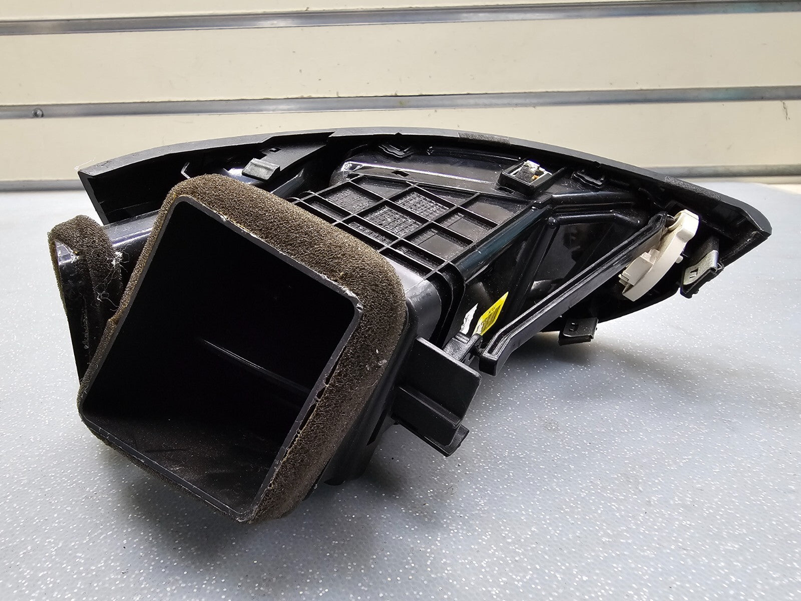 🔥10-13 FORTE DASH RIGHT PASSENGER AC AIR VENT HEATER FILTER CONDITIONER BLACK