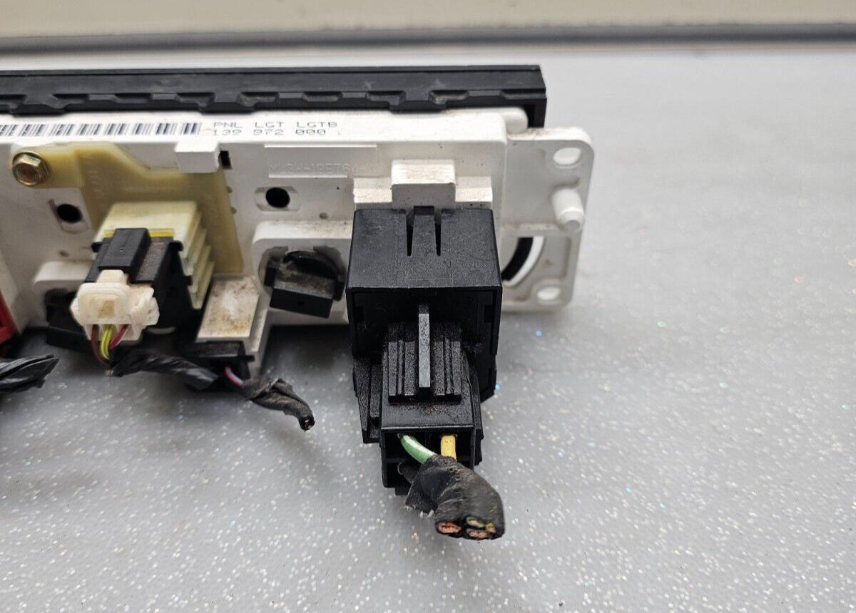 97-03 Ford F150 F250 Expedition Heater A/C Climate Control Panel Dash Unit Temp