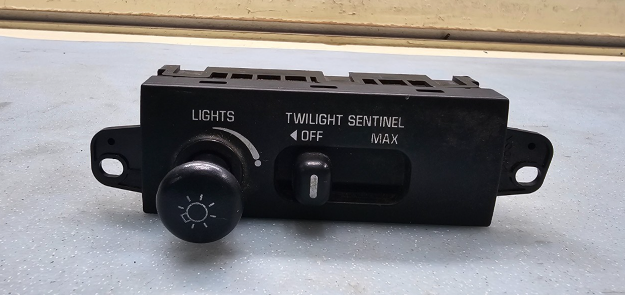 🔥97-05 Park Avenue Headlight Head Light Lamp Control Switch Assembly Black
