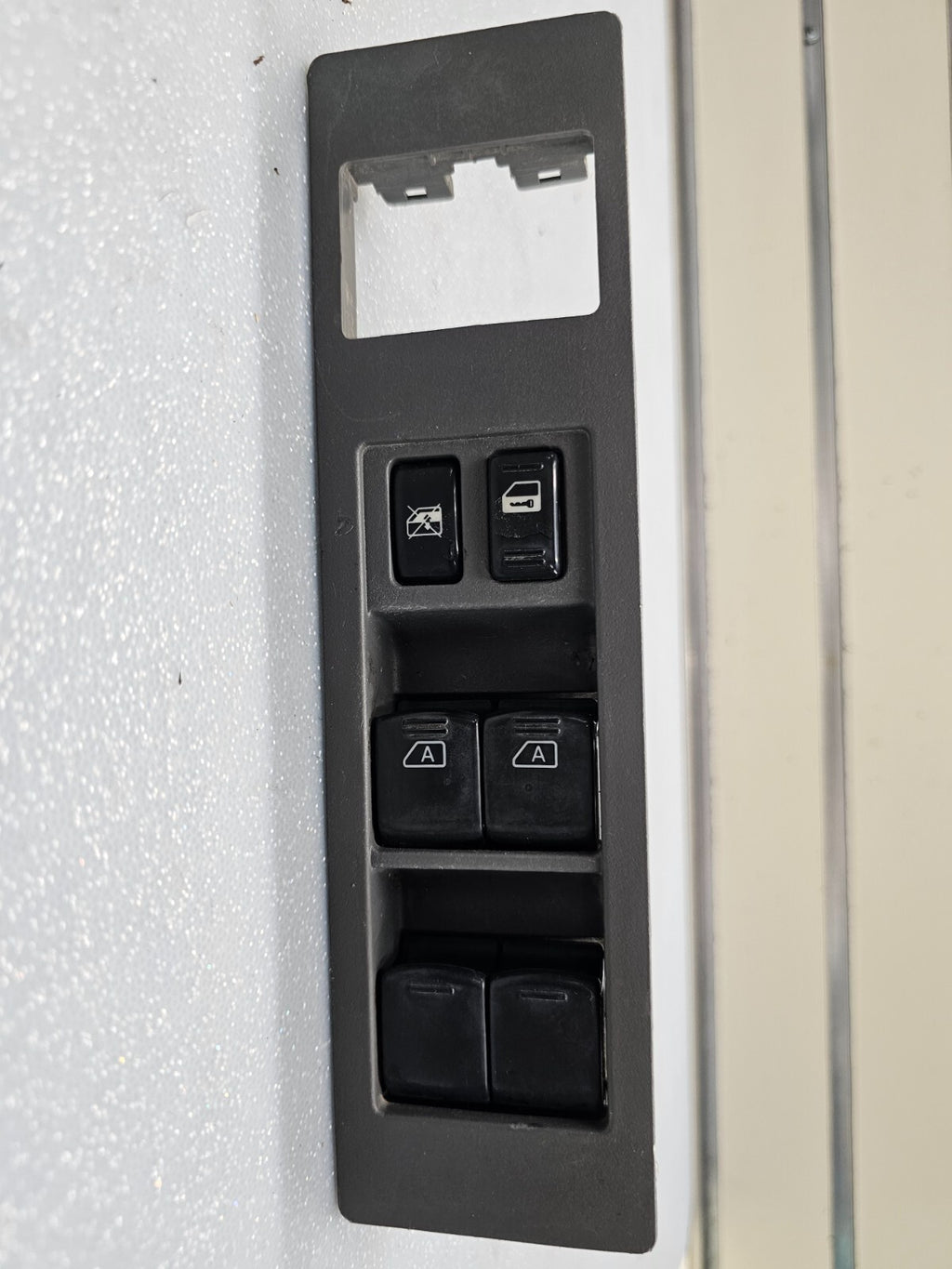 🔥04-15 TITAN ARMADA LEFT DRIVER MASTER POWER WINDOW LOCK SWITCH ASSEMBLY GRAY