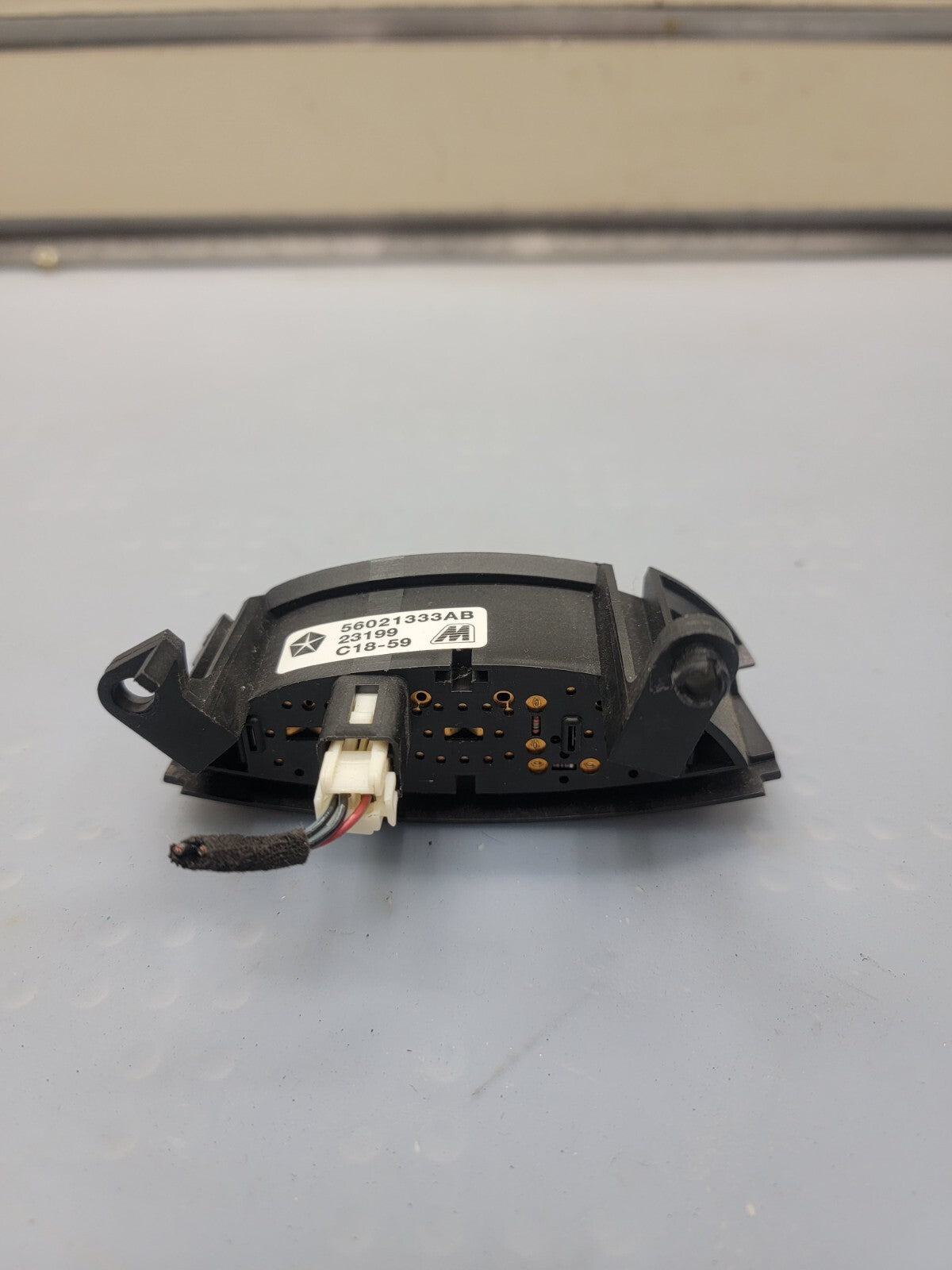 🔥2001-2004 Dodge DAKOTA Steering Wheel Cruise Control Switch Left Mopar OEM