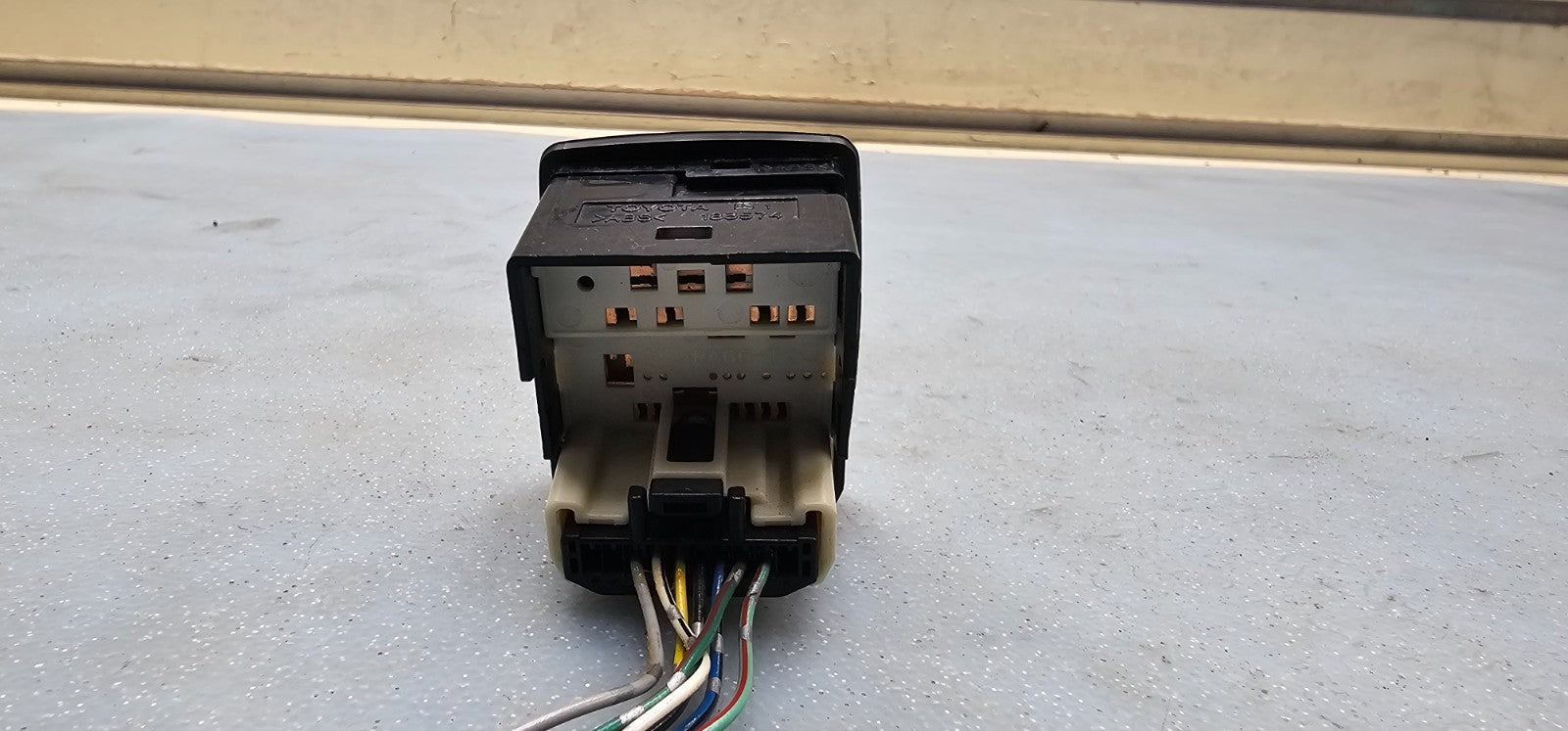 🔥02-06 TOYOTA CAMRY 04-11 Sienna 07-09 PRIUS DOOR MIRROR SWITCH POWER CONTROL