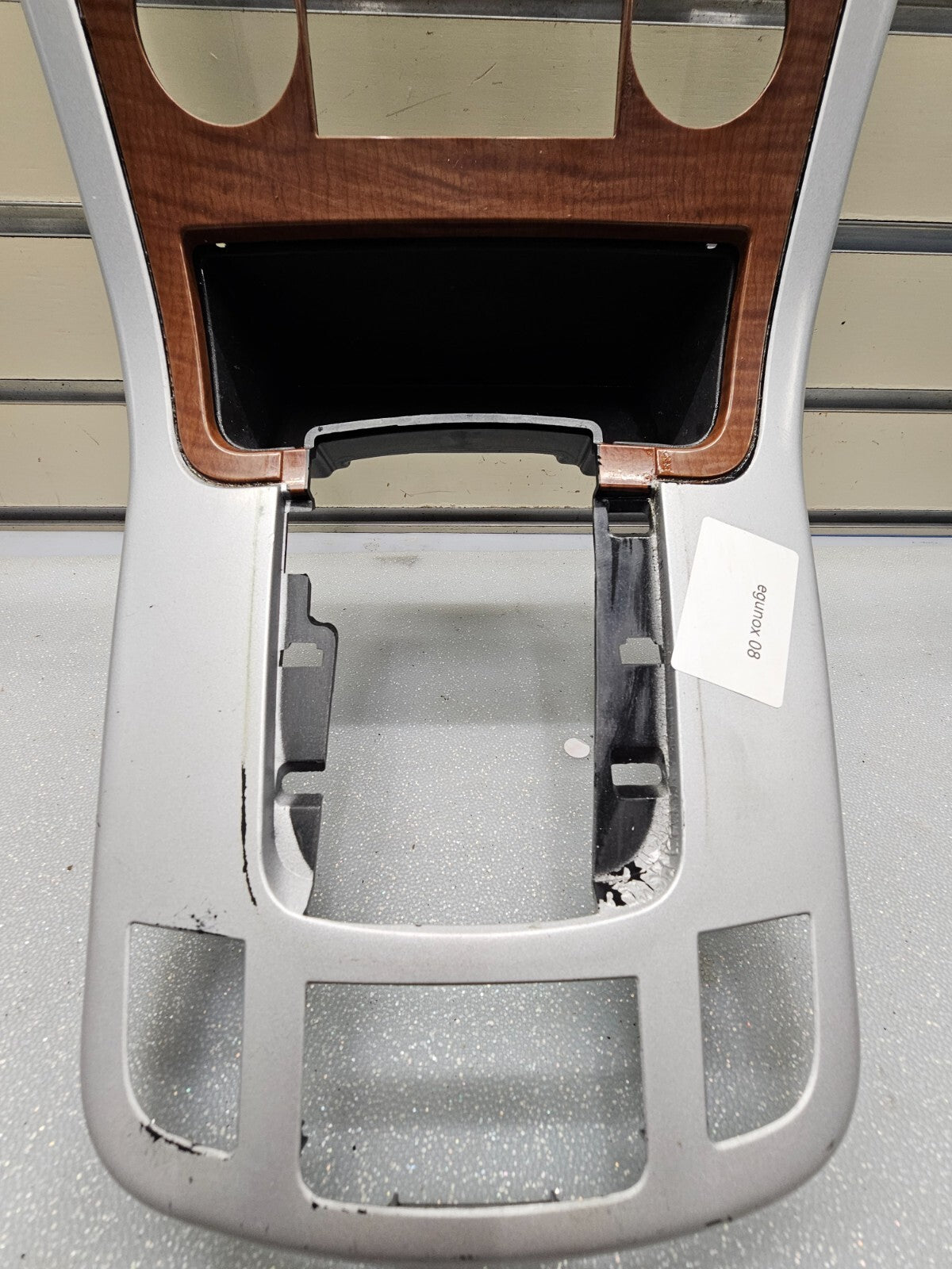 07-09 Equinox Center Dash Radio Climate Stereo Bezel Trim Panel SILVER/WOOD B43