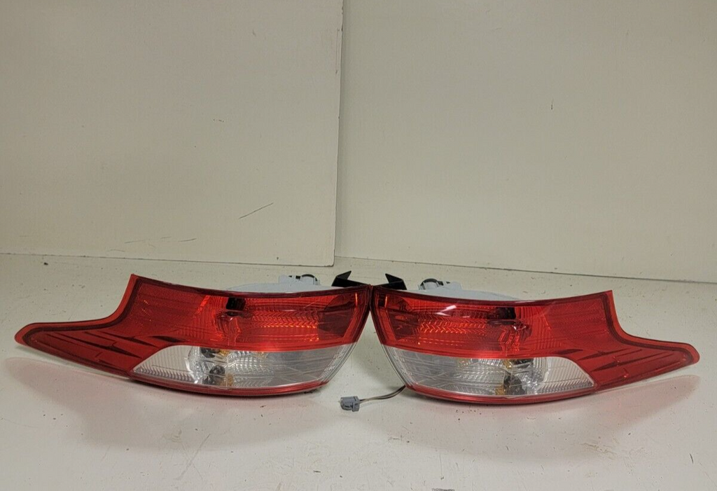 🔥2012-2014 Ford FOCUS Sedan TAILLIGHT Tail Light Lamp  SET