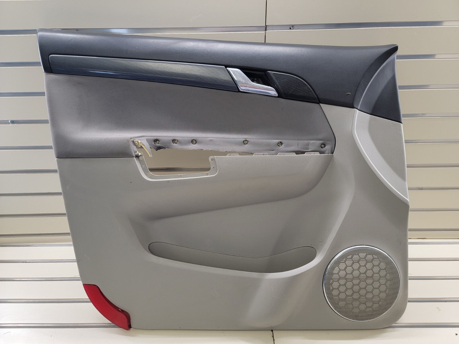 🔥2008-2010 Saturn Vue Door Panel Front Left Driver OEM 96814037 gray