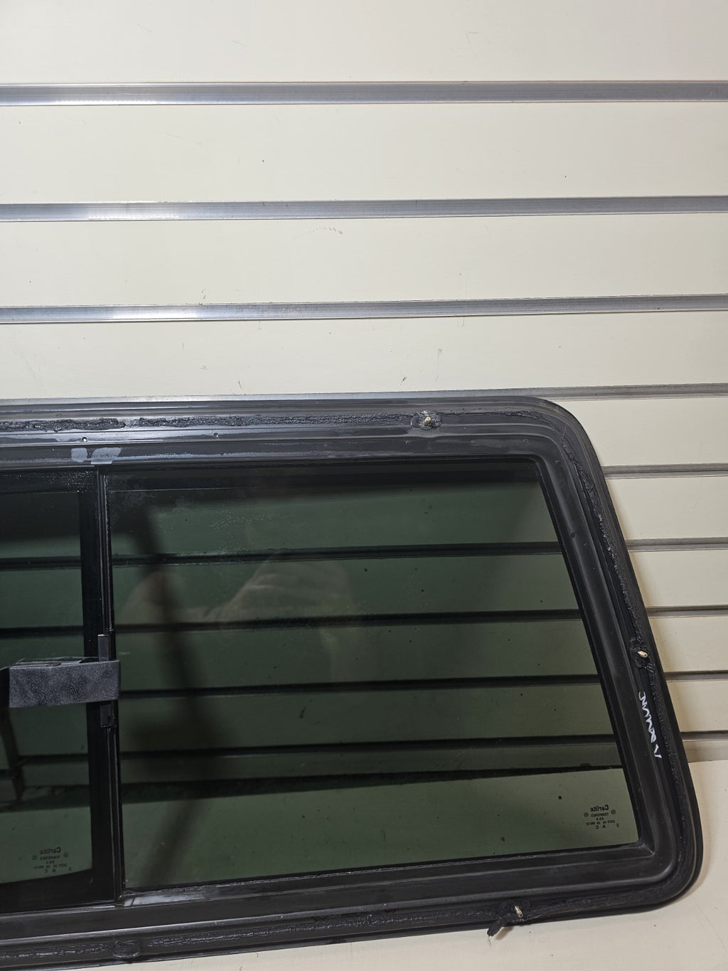 🔥98-11 FORD RANGER REAR SLIDING WINDOW BACK GLASS CENTER SLIDER TINTED ASSEMBLY