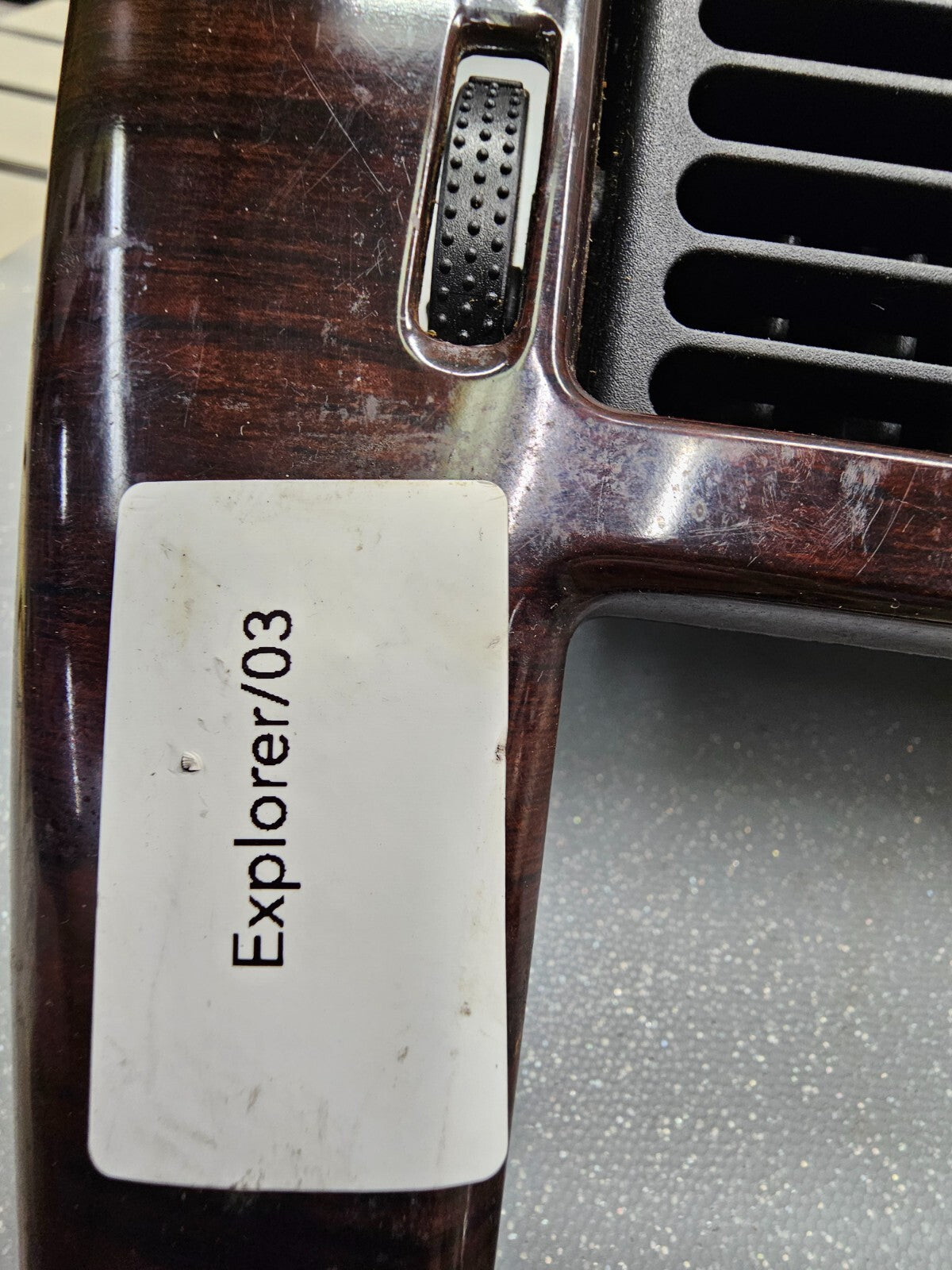🔥02-05 FORD EXPLORER RADIO AUDIO CLIMATE TEMPERATURE CONTROL BEZEL TRIM WOOD