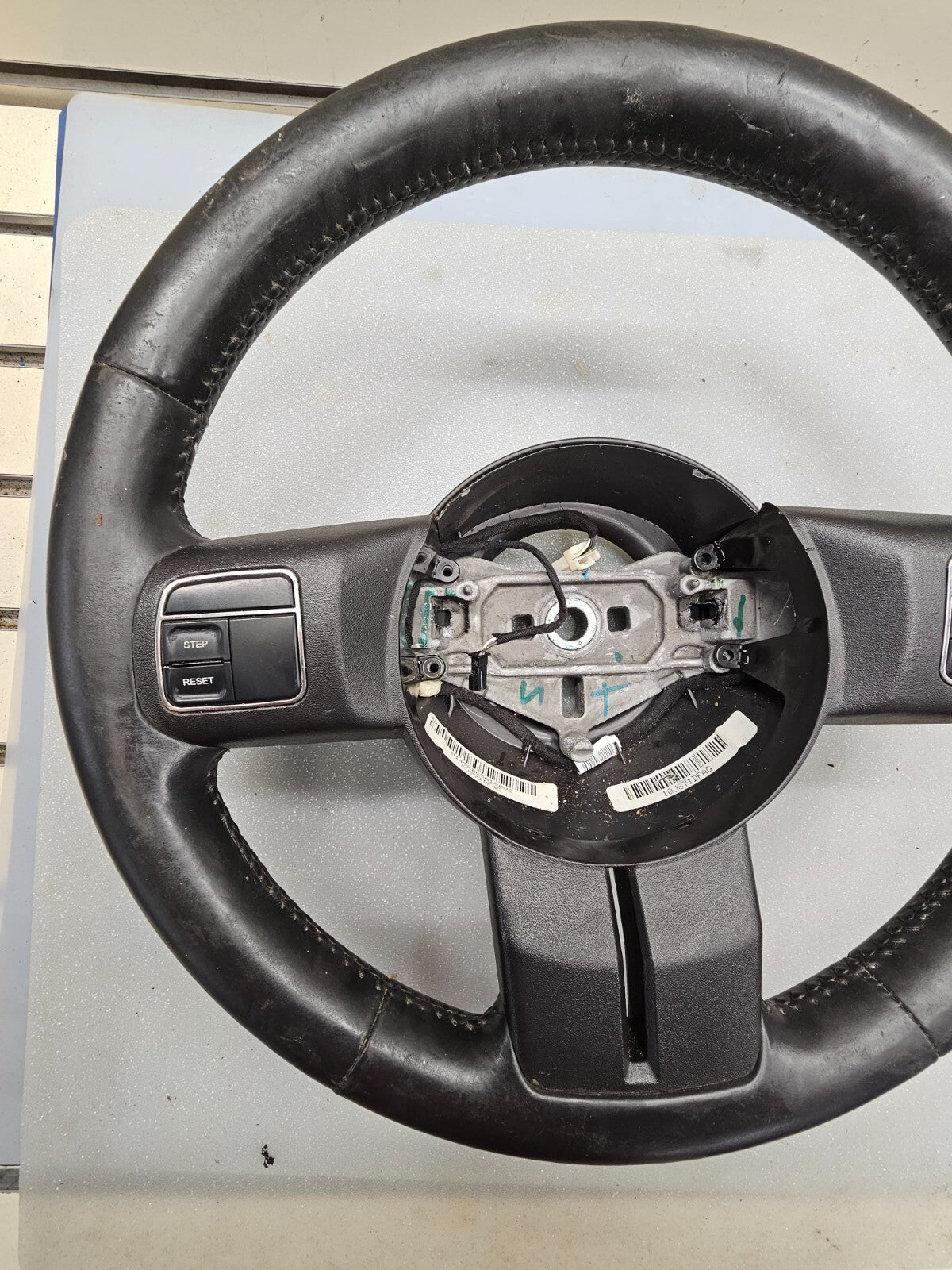 🔥2011-2017 Jeep PATRIOT COMPASS 2011-2012 LIBERTY Steering Wheel Leather Black