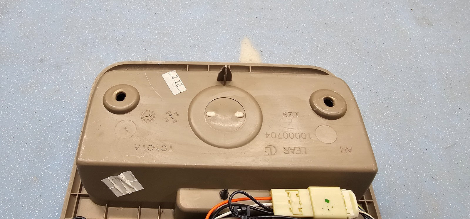 🔥98-06 Sienna Tundra Dome Map Light Overhead Console Sunglass Storage Tan OEM