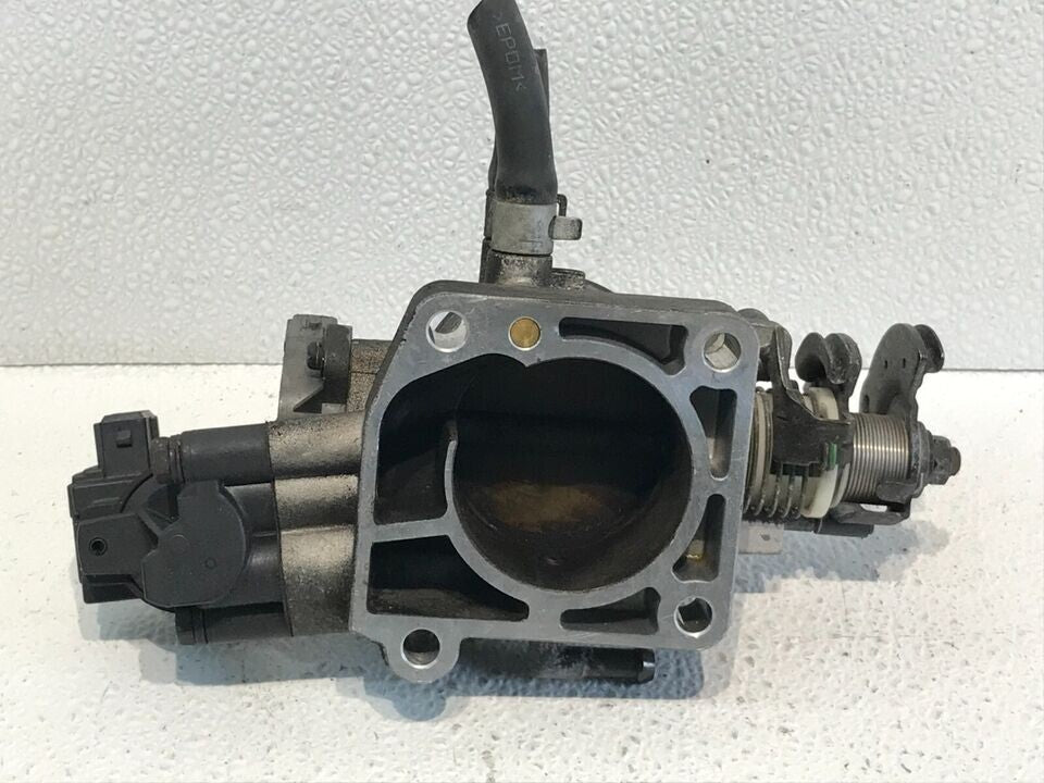 01-06 Hyundai Santa Fe 02-06 Sonata 04-06 Kia Amanti Throttle Body Assembly