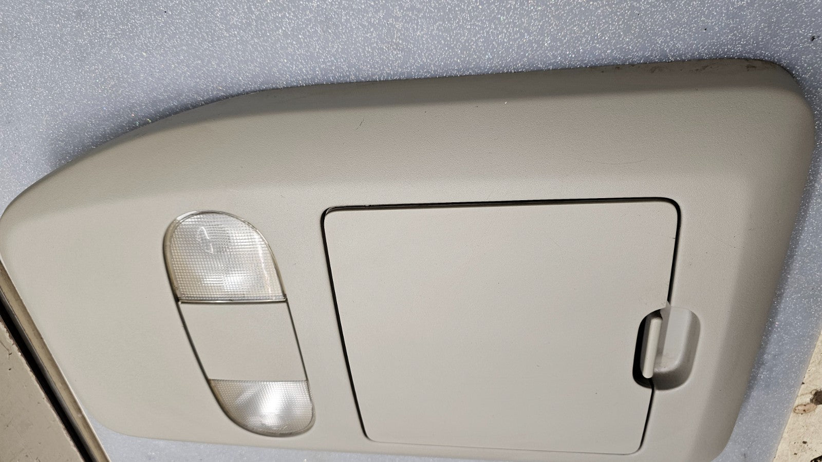 🔥04-08 Ford F-150 F150 Overhead Console DOME Light Lamp Roof Storage Gray