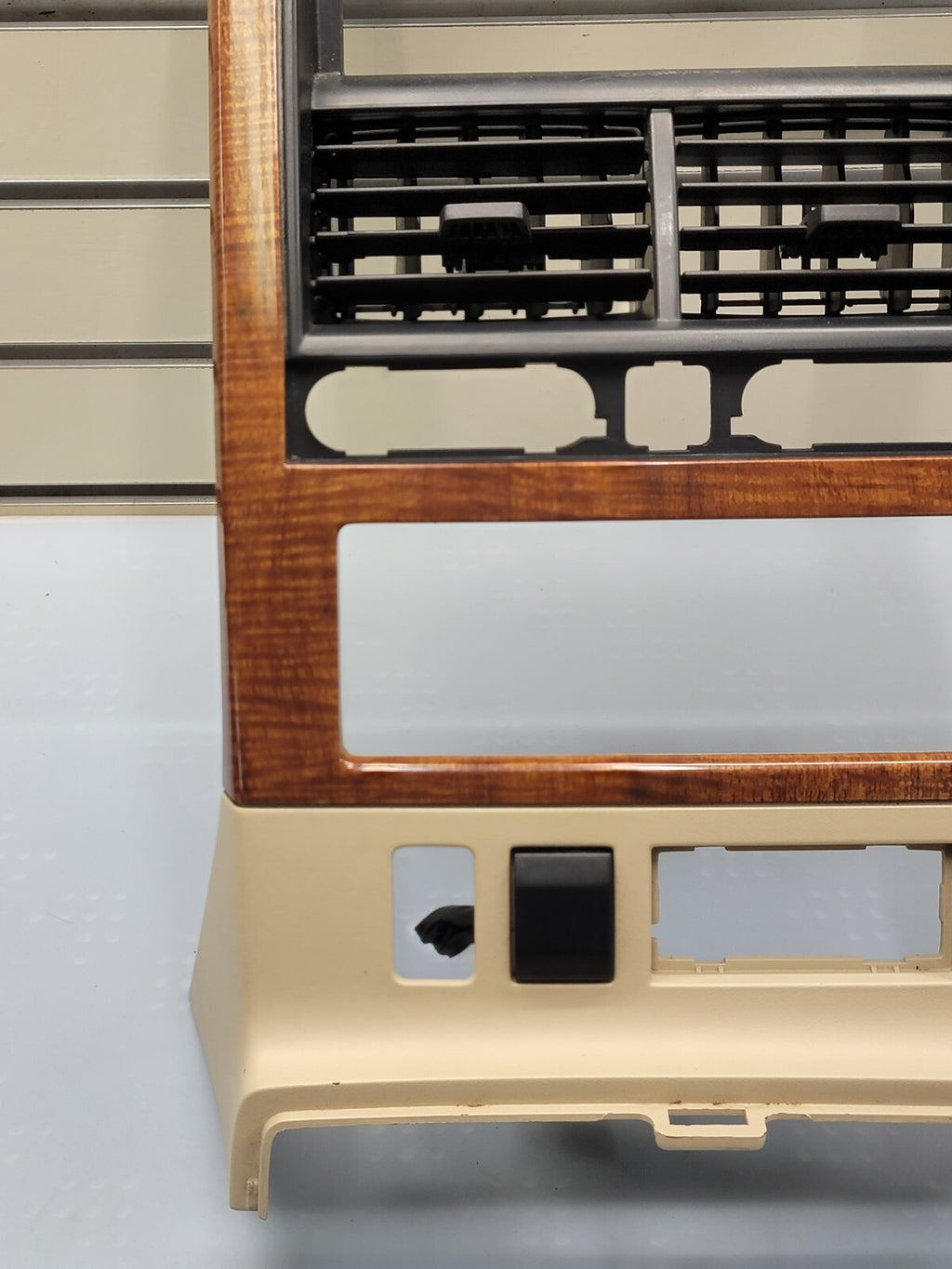🔥06-10 Ford Explorer Radio Temperature Climate Control Dash Panel Bezel Trim